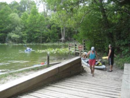 paddling Silver River